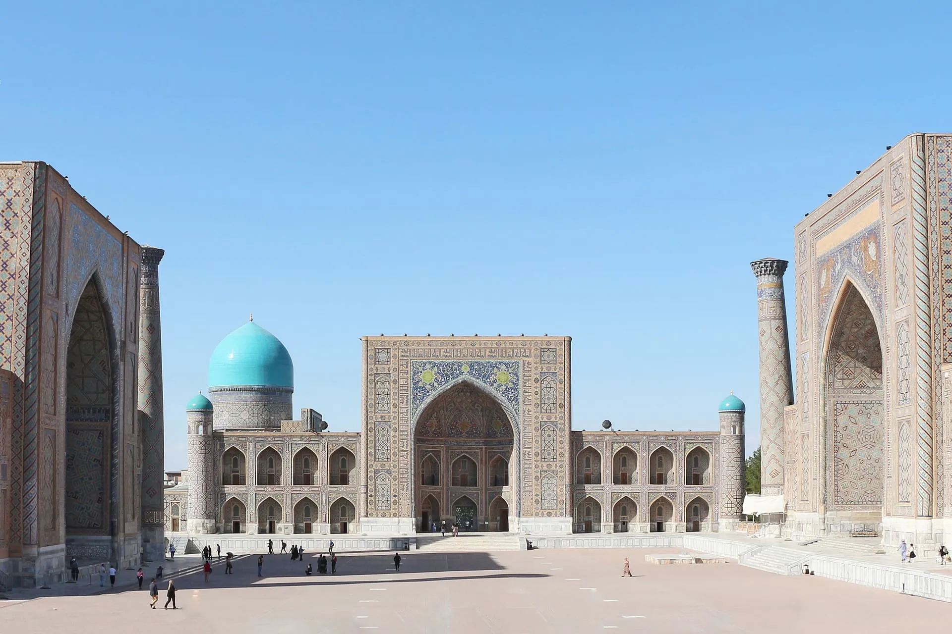 Samarqanddagi Registon maydoni